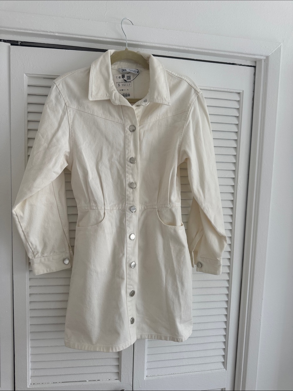 Zara Ivory Snap-Front Denim Jacket